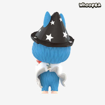 LABUBU Trick-or-Treater Figure - Image 9
