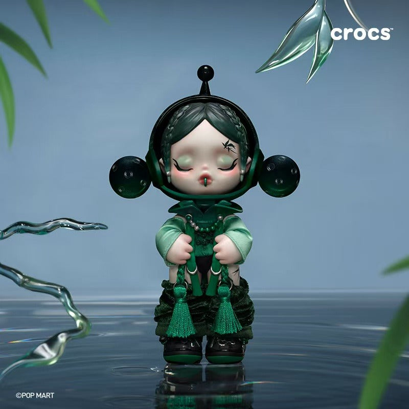 Skullpanda x CROCS OOTD Figure - Image 2