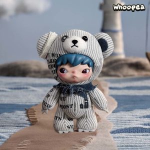 POP MART Hirono Freedom Island Series Plush Doll Hanging Card, UK Exclusive