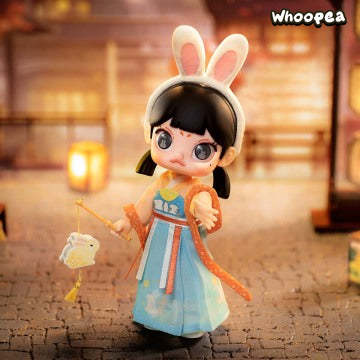 MOLLY Lantern Show Action Figure - Image 2