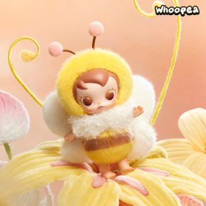POP MART Baby Molly Buggy Roam Series Vinyl Plush Pendant Blind Box