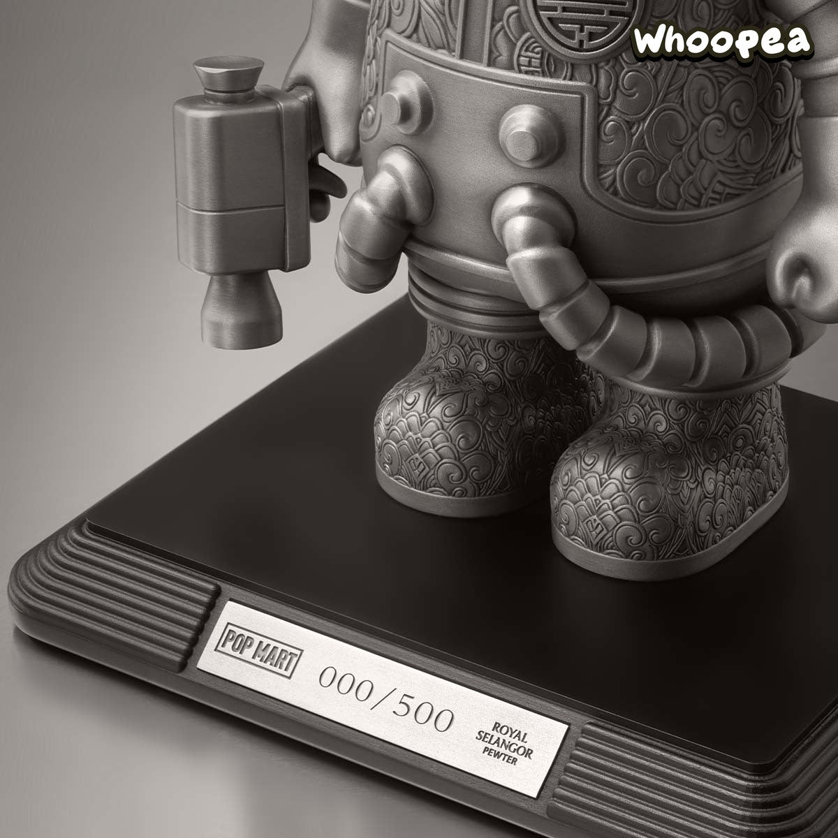 MEGA SPACE MOLLY 400% Royal Selangor - Image 4
