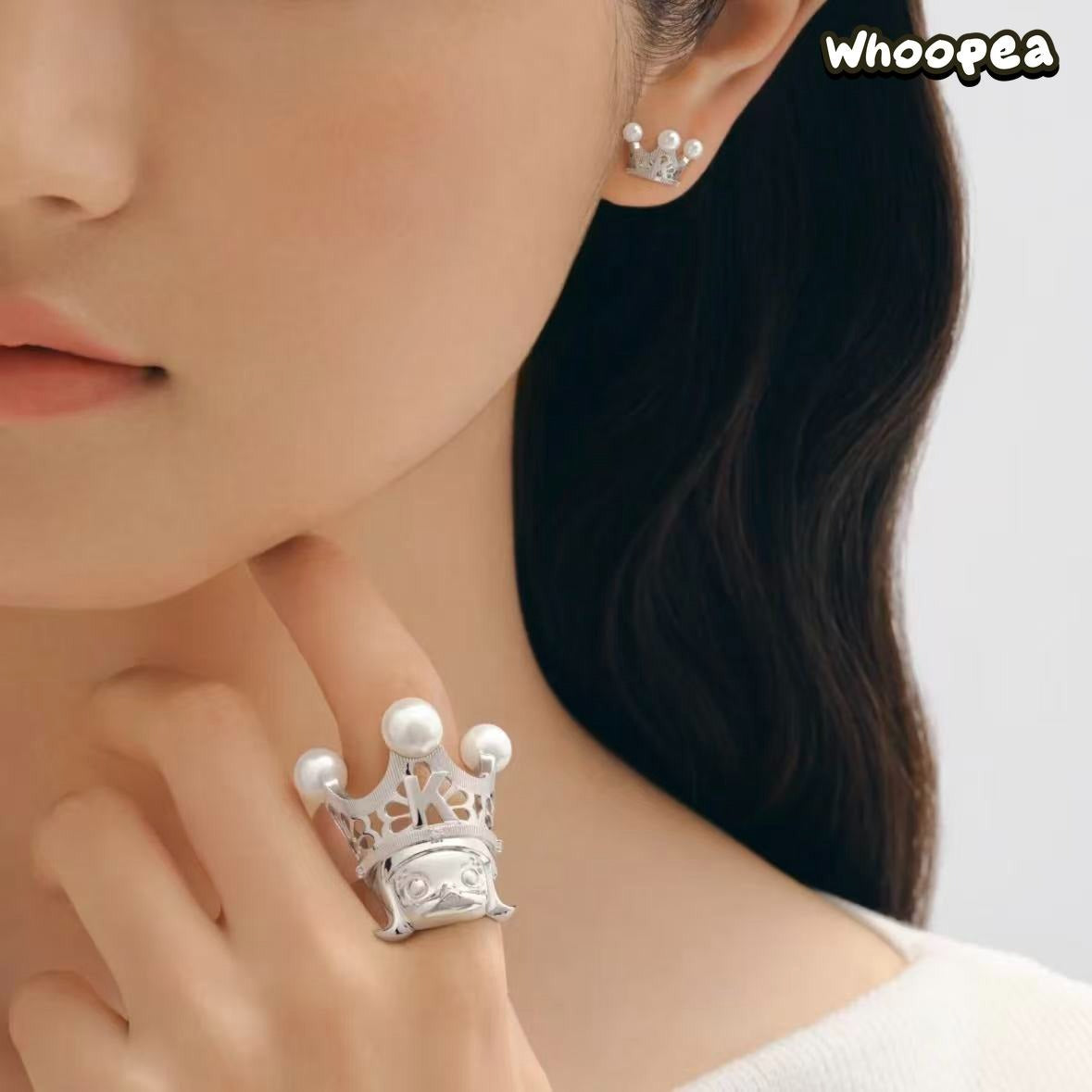 POPOP Jewelry ROYAL MOLLY YUEQI QI Series Crown Ear Studs - Image 3
