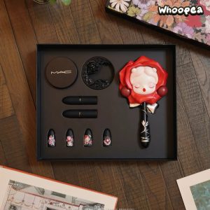 POPMART Skullpanda x MAC Valentine's Day Gift Set, Valentine's Day Exclusive