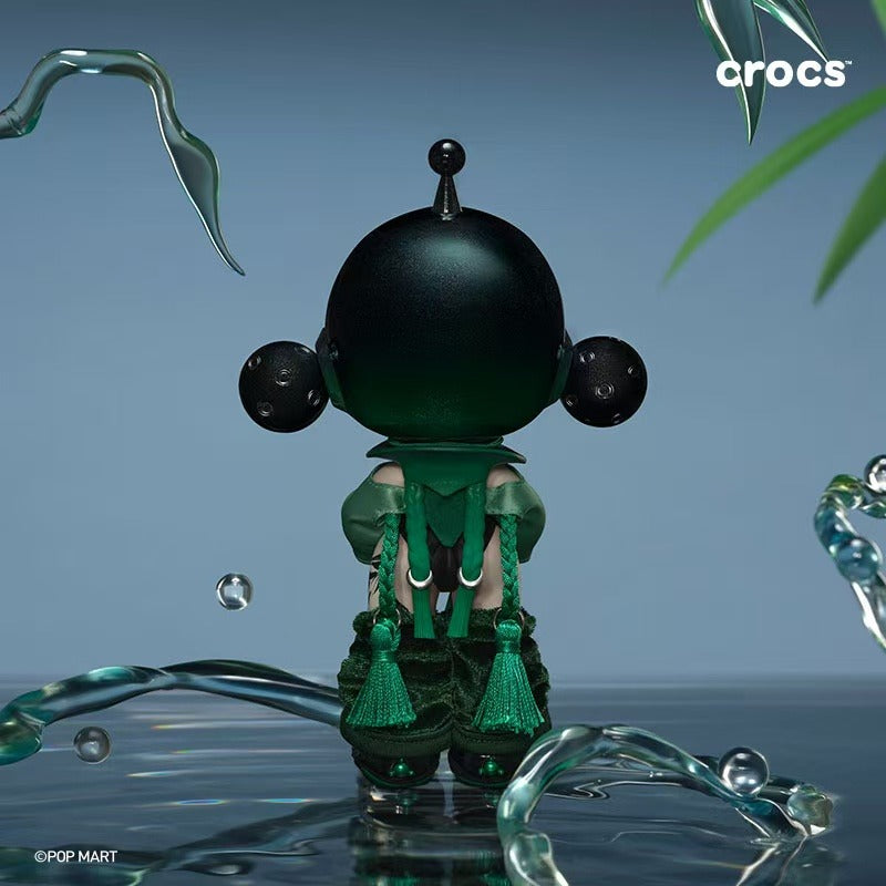 Skullpanda x CROCS OOTD Figure - Image 4
