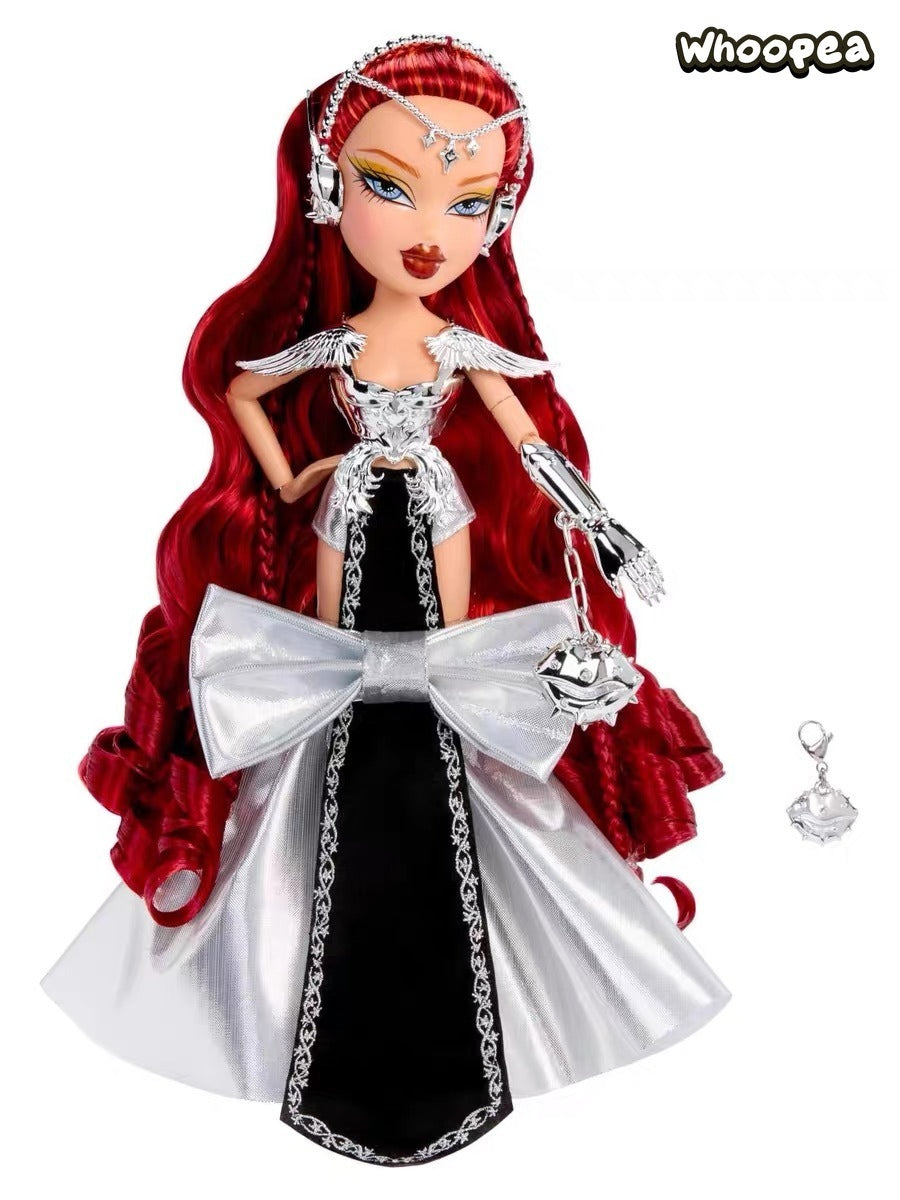 Bratz 25th Anniversary Gaia Limited Edition Collector Doll - Image 4