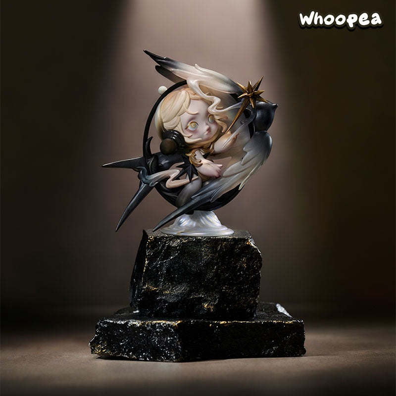 SKULLPANDA Light's Longitude and Latitude Figurine, Hanging Card - Image 3