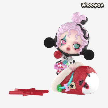 SKULLPANDA The Stocking Surprise Figure - Image 2