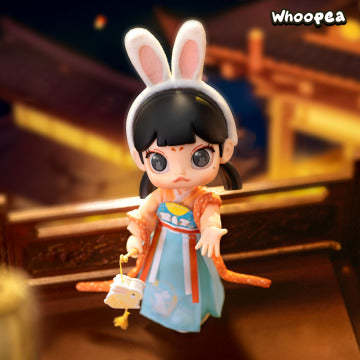 MOLLY Lantern Show Action Figure - Image 3