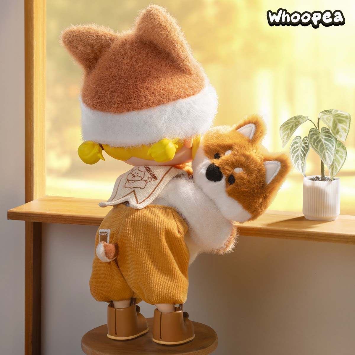 MOLLY Hugging 1/8 Action Figure - Image 3