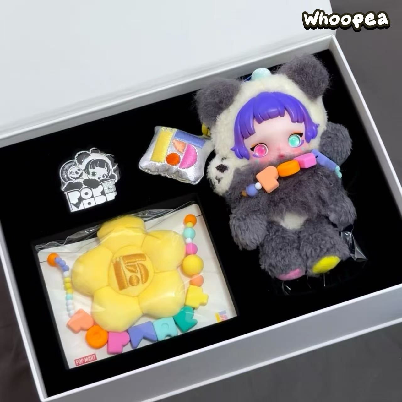 POP MART 15th "KEEP REAL KEEP FOCUS" Anniversary Employee Gift Box - Image 2