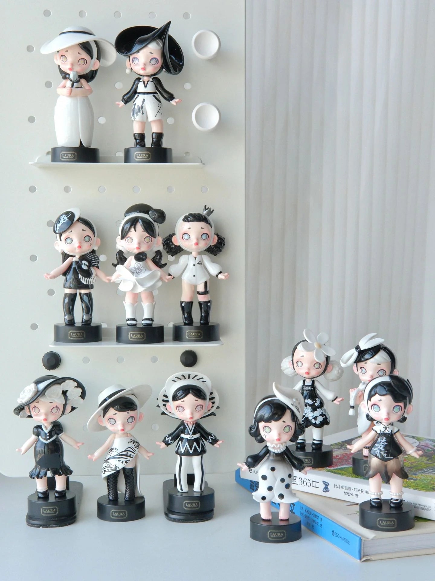 SaleLaura The Charm Of Faded Hues Series Blind Box - Image 3