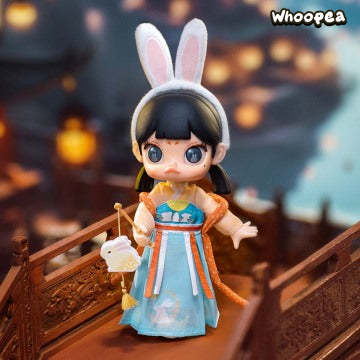 MOLLY Lantern Show Action Figure - Image 6