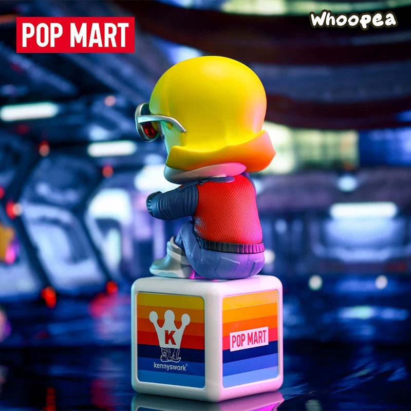 Molly Back to The Future Figure - Image 3