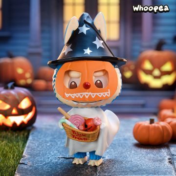 LABUBU Trick-or-Treater Figure - Image 4
